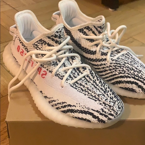 Yeezy boost 350 V2 zebra - Picture 3 of 4